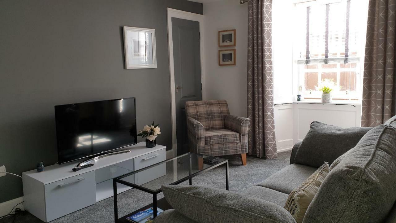 24 east green. Anstruther Buitenkant foto